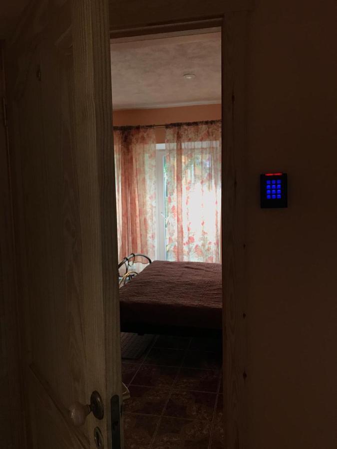 Guest House Eco Home Jurmala Bagian luar foto