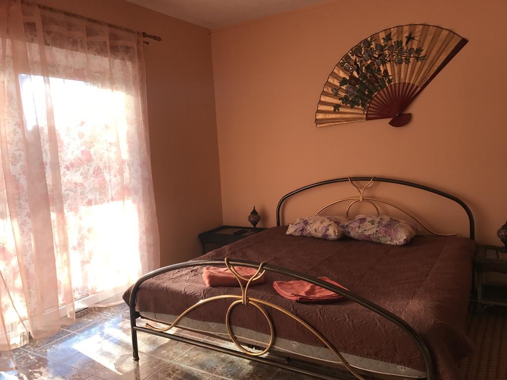 Guest House Eco Home Jurmala Bagian luar foto